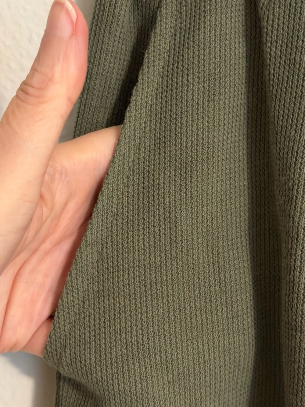 Olive Green Pull-On NWT Pants -L - Picture 2 of 5
